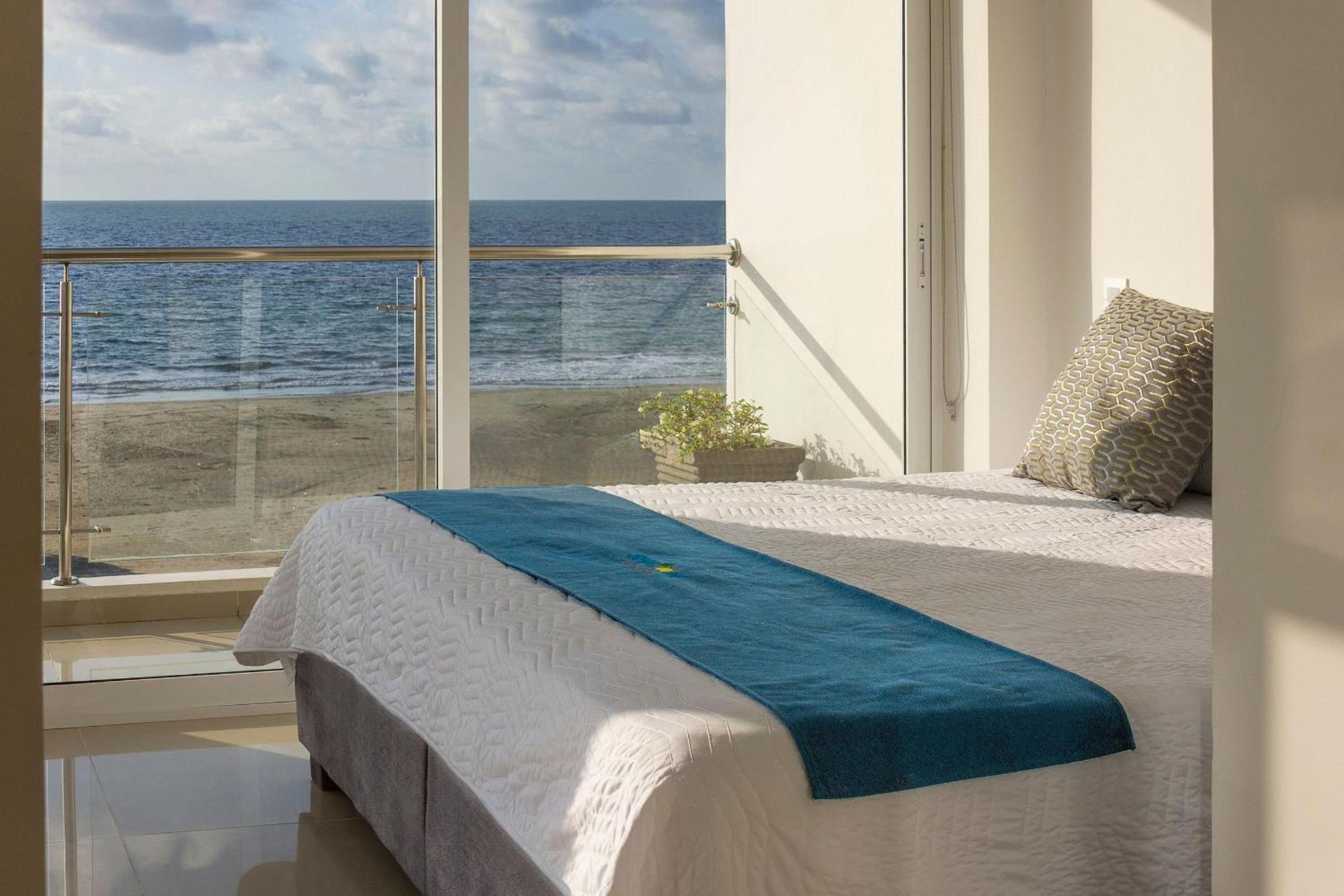 Amazing Beach House 13Br W/Pool & Staff Cartagena Esterno foto