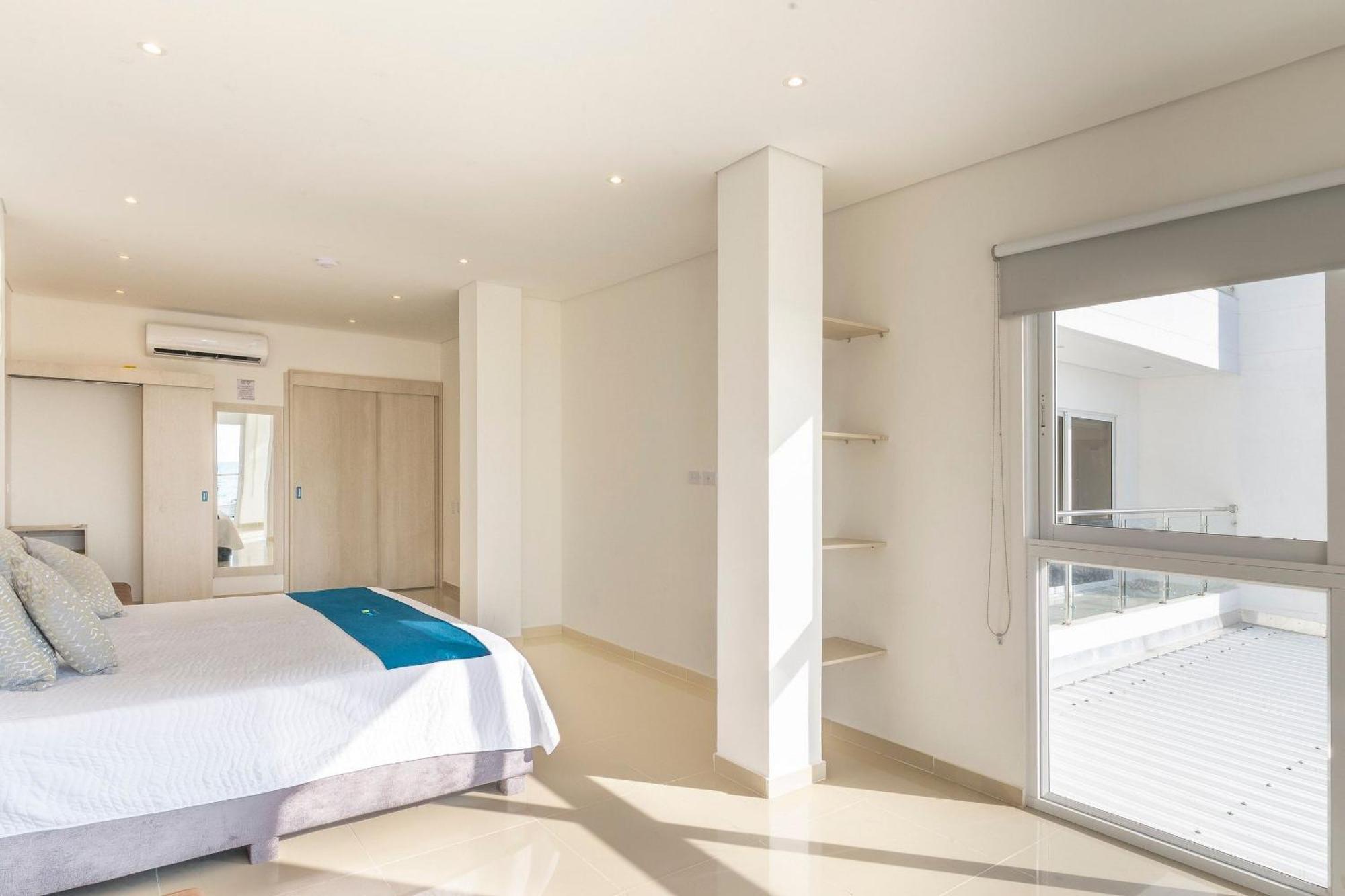 Amazing Beach House 13Br W/Pool & Staff Cartagena Esterno foto
