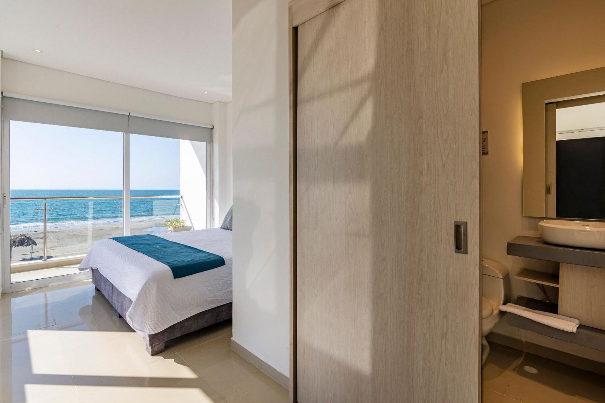 Amazing Beach House 13Br W/Pool & Staff Cartagena Esterno foto
